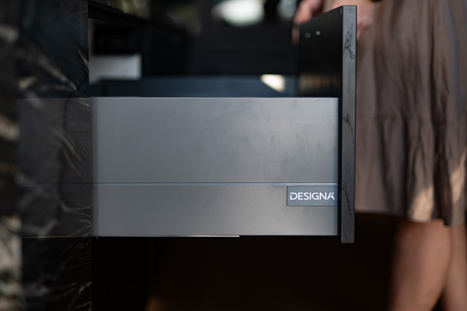 Sara Emilie Designa Kjøkkenskuffer