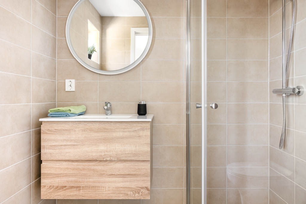 Køkken 8 Badeværelse 2.jpg