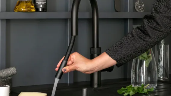 Quooker_flex_black_round.png